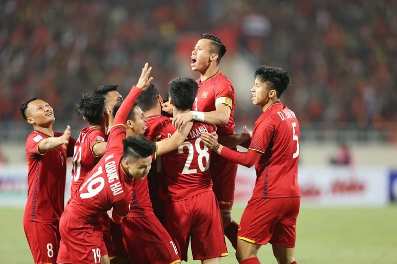 Sự bùng nổ của đội tuyển Việt Nam tại AFF Cup đã làm cho cuộc bầu chọn hấp dẫn vào giờ chót.