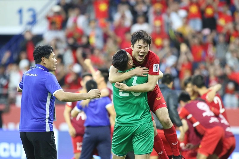 Đội tuyển Việt Nam vào tốp 8 đội mạnh nhất châu Á. Ảnh: ANH KHOA
