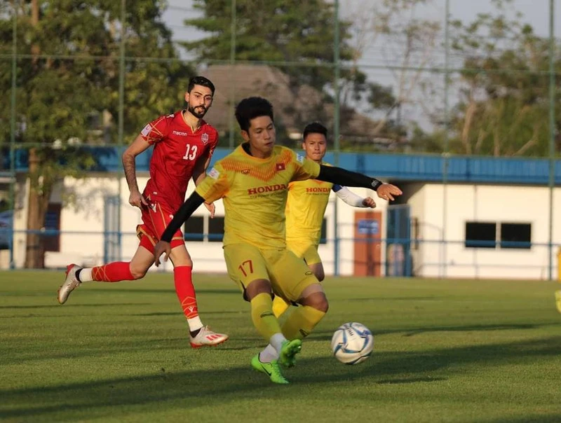 U23 Việt Nam và U23 Bahrain trong trận đấuí chiều 3-1. Ảnh: Đoàn Nhật
