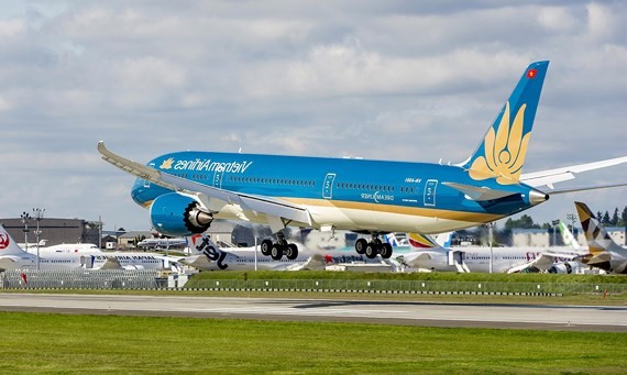 Vietnam Airlines puts into use phone check-in service