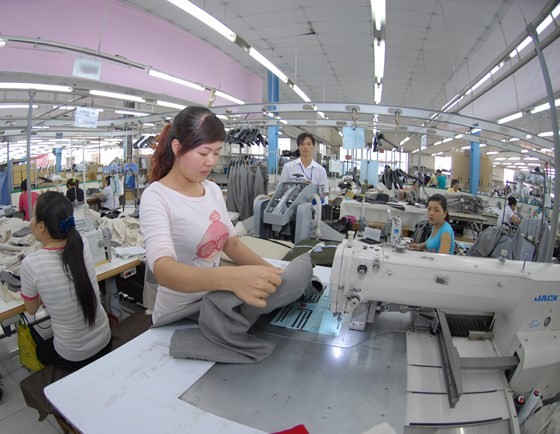 Garment and textile companies have been facing a decline in export orders. (Photo: SGGP)