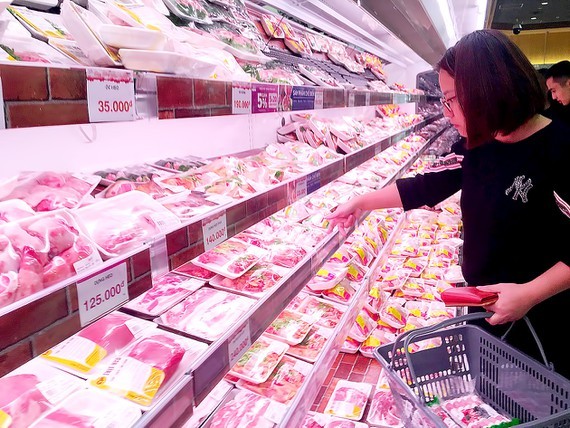 HCMC encourages people to use frozen pork