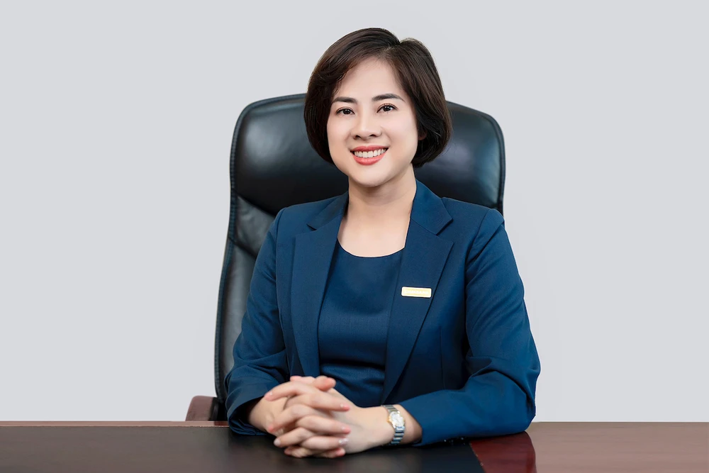 Bà Đỗ Hà Phương, Tân Chủ tịch HĐQT Eximbank