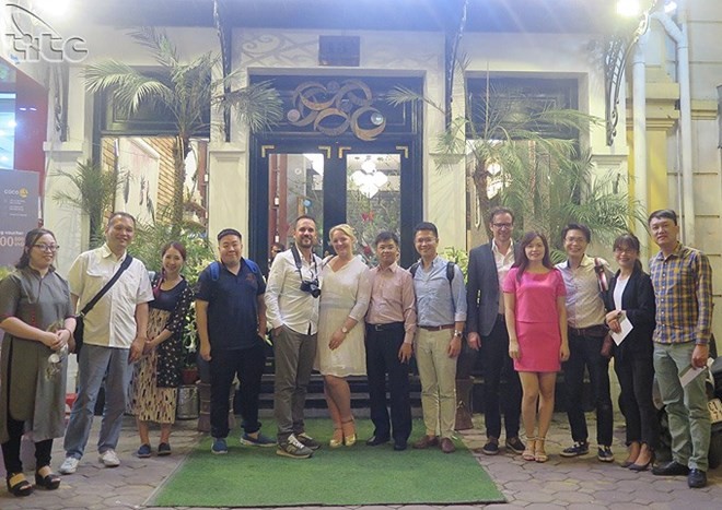 A group of 11 international bloggers from England, Germany, France and Italy, as well as Japan, Singapore, Indonesia and Taiwan arrived in Vietnam to promote the country’s tourism (Photo: vietnamtourism.gov.vn)