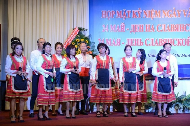 An art performance at the ceremony in HCM City (Source: hcmcpv.org.vn)