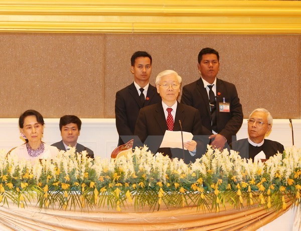 Party General Secretary Nguyen Phu Trong speaks at the banquet hosted by Myanmar President Htin Kyaw (Photo: VNA)