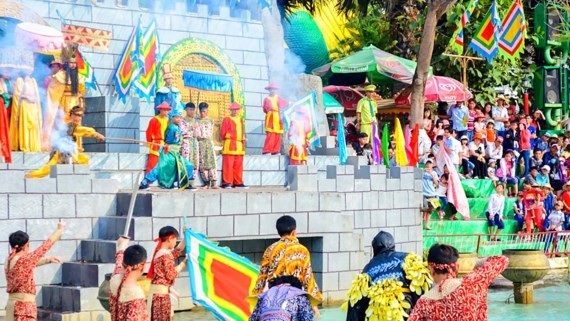 An art performance in Suoi Tien Cultural Park