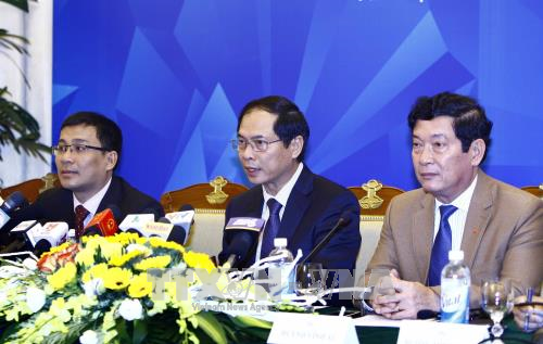 Deputy FM Bui Thanh Son, APEC 2017 SOM Chair speaks at the press conference (Source: VNA)