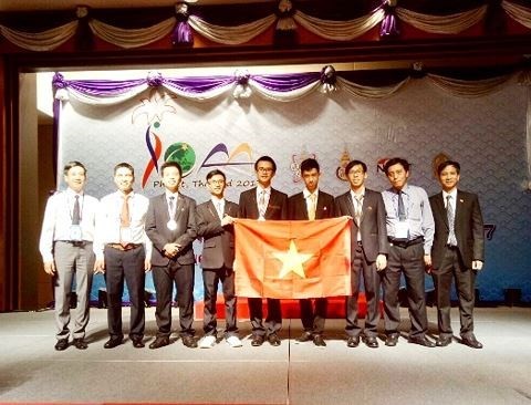 Vietnam wins two silvers at int’l astronomy Olympiad in Thailand. (Photo: anninhthudo.vn)