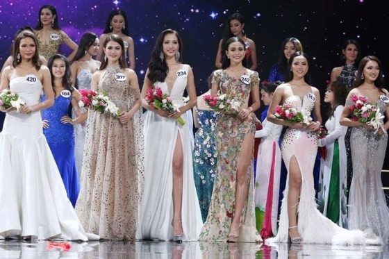 Miss Universe VN  2017 final round to be delayed to year end 