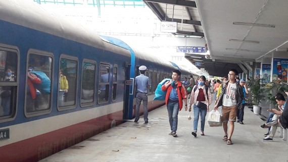 Hanoi Railway offers discounts up to 50 percent
