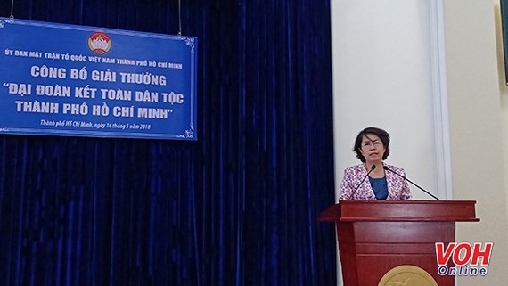 Chairwoman of Vietnam Fatherland Front Committee in HCMC To Thi Bich Chau speaks at the launching ceremony. (Photo: VOH)