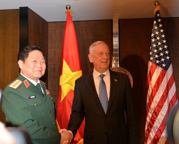 US Defence Minister James Mattis and Vietnamese Defence Minister General Ngo Xuan Lich (Source: qdnd.vn)