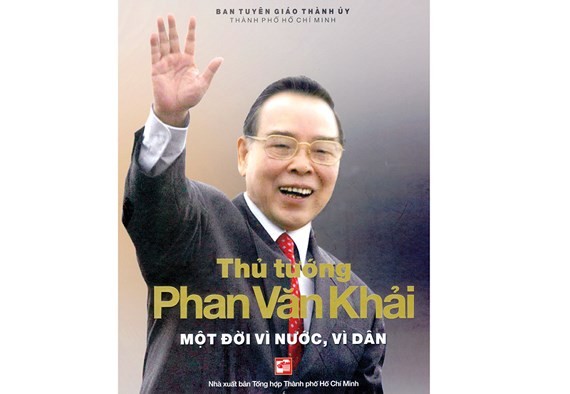 Book commemorating PM Phan Van Khai released