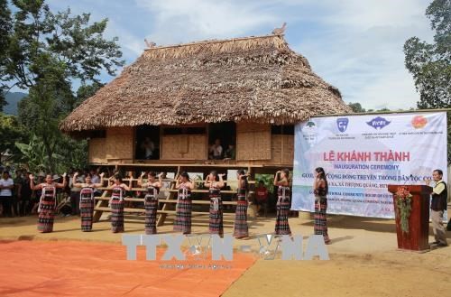 The long communal house “Guol” of the Co Tu ethnic group in the central province of Thua Thien-Hue (Photo: VNA)