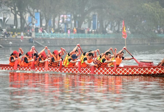 Hanoi releases 2019 Dragon Boat Race schedule