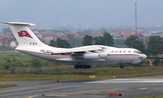 The IL-76 MD transport aircraft lands on Noi Bai International Airport.