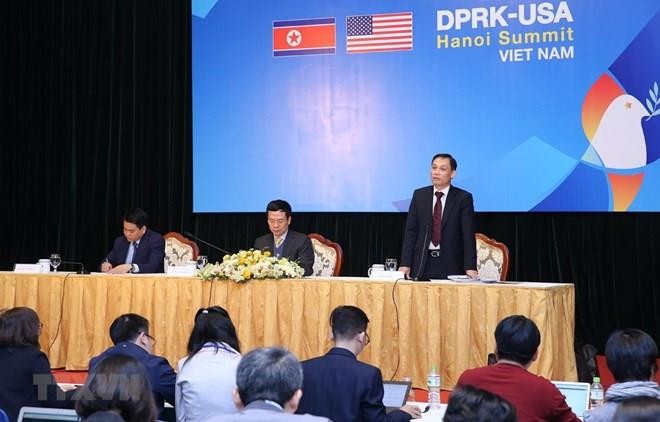 Deputy Minister of Foreign Affairs Le Hoai Trung speaks at the international press conference ahead of the DPRK-USA Hanoi Summit Vietnam (Source: VNA)