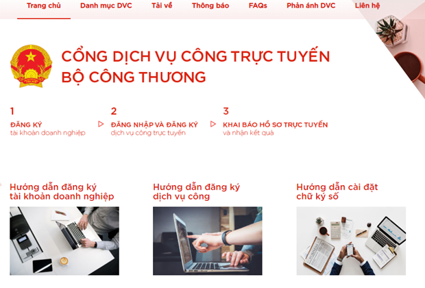 The Ministry of Industry and Trade has moved to put more public administrative services online towards a more simplified and transparent administration. (Photo: dichvucong.moit.gov.vn)