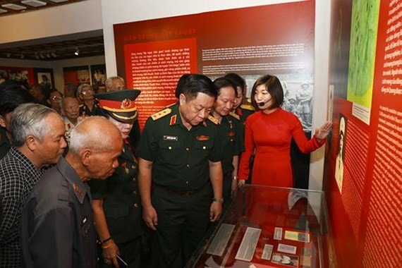 The exhibition gives a deep impression to visitors. (Photo: Sggp)