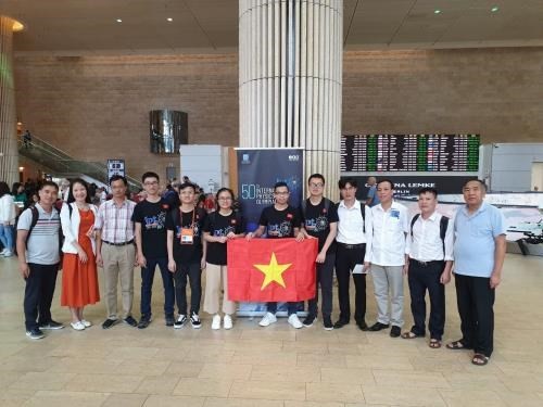 Members of the Vietnamese team at the 50th International Physics Olympiad in Israel. (Photo courtesy of the Ministry of Education and Training)