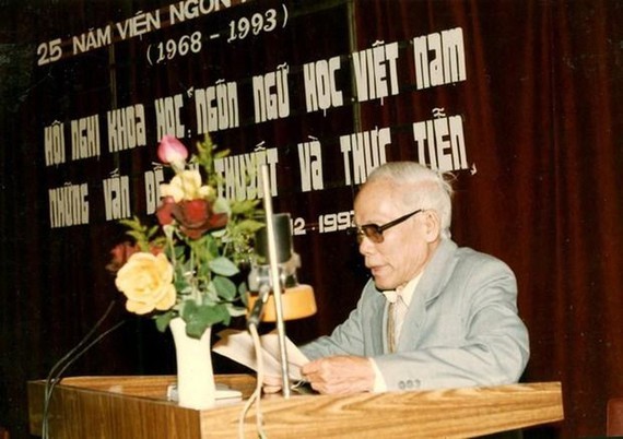 Professor Hoang Phe