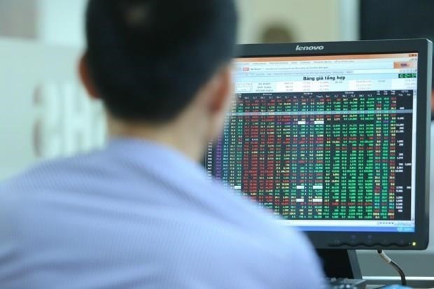 Foreign investors have poured around 36.4 billion USD into the Vietnamese stock market by the end of 2019.(Photo: VNA)