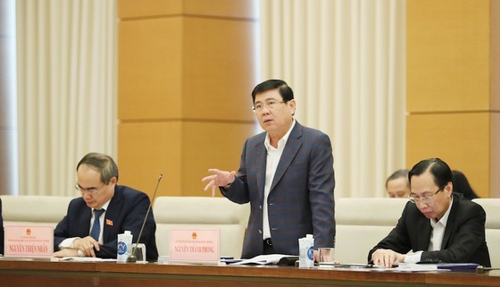 Chairman of the HCMC People’s Committee, Nguyen Thanh Phong speaks at the conference. (Photo: SGGP)