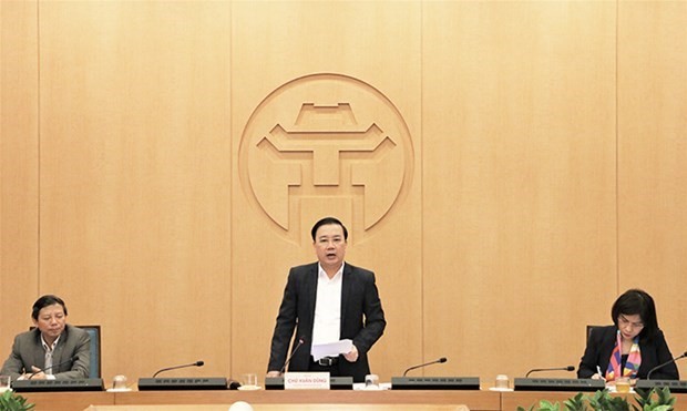 Vice Chairman of the Hanoi People’s Committee Chu Xuan Dung speaks at the meeting (Photo: VNA)