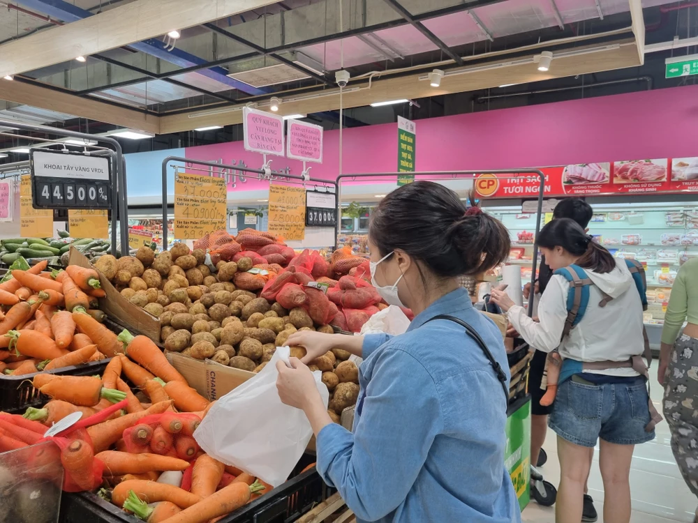 Người tiêu dùng chọn các sản phẩm VietGAP thay vì sản phẩm hữu cơ vì giá quá cao