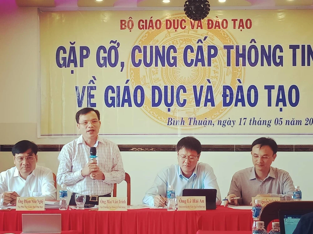 Ông Mai Văn Trinh, Cục trưởng Cục quản lý chất lượng, Bộ GD-ĐT trao đổi thông tin về công tác chuẩn bị kỳ thi tốt nghiệp THPT quốc gia năm 2019