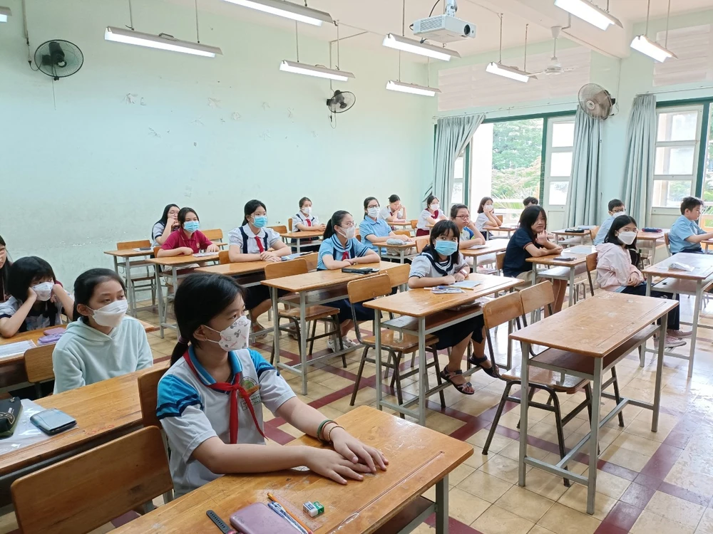TPHCM: Đề xuất tách Trường THPT Trần Đại Nghĩa thành 2 trường