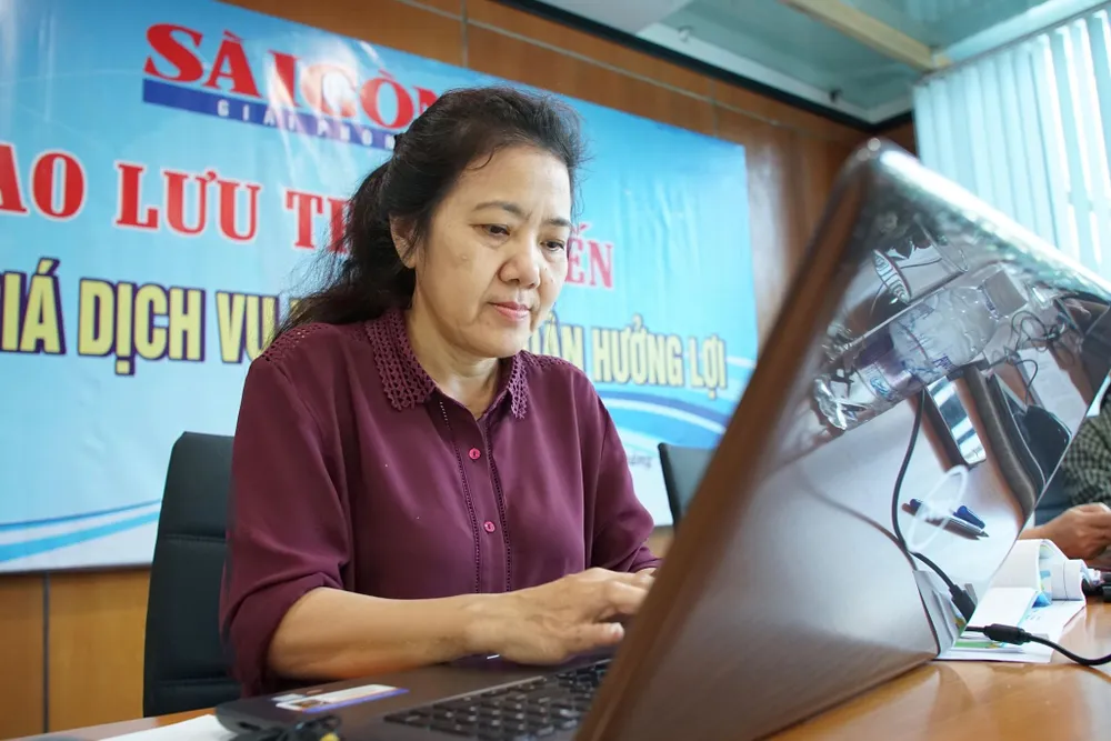 Giao lưu trực tuyến về việc điều chỉnh giá dịch vụ y tế  ảnh 41