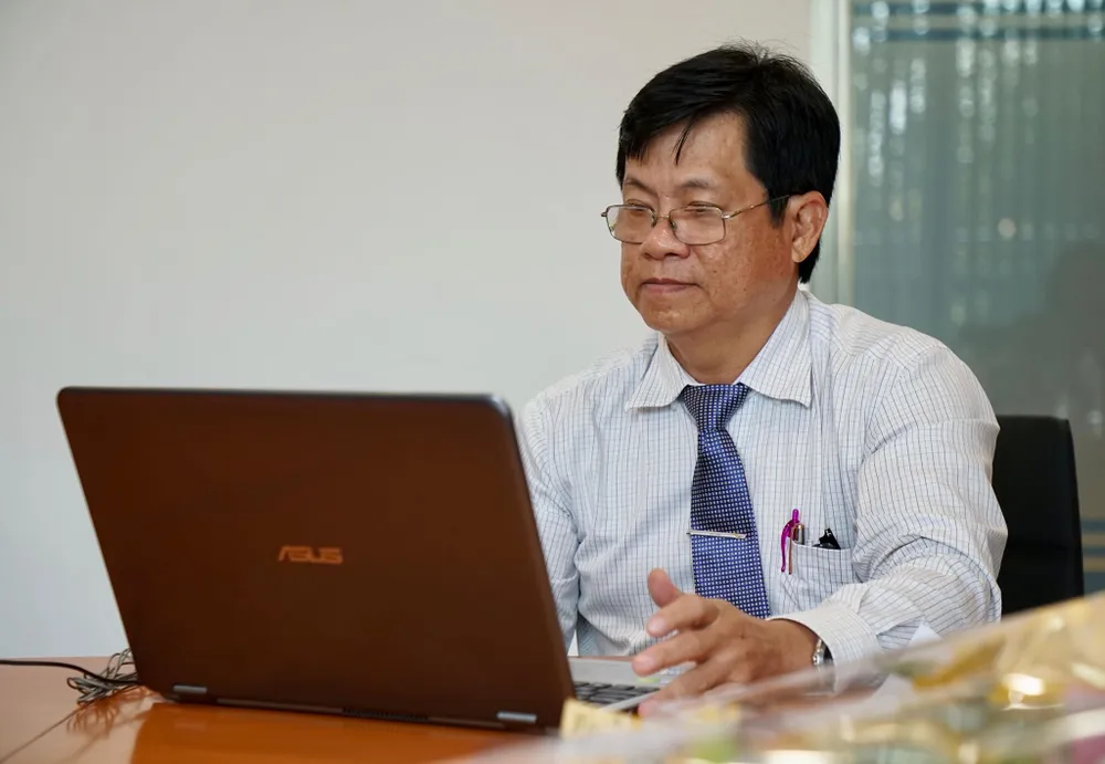 Giao lưu trực tuyến về việc điều chỉnh giá dịch vụ y tế  ảnh 32