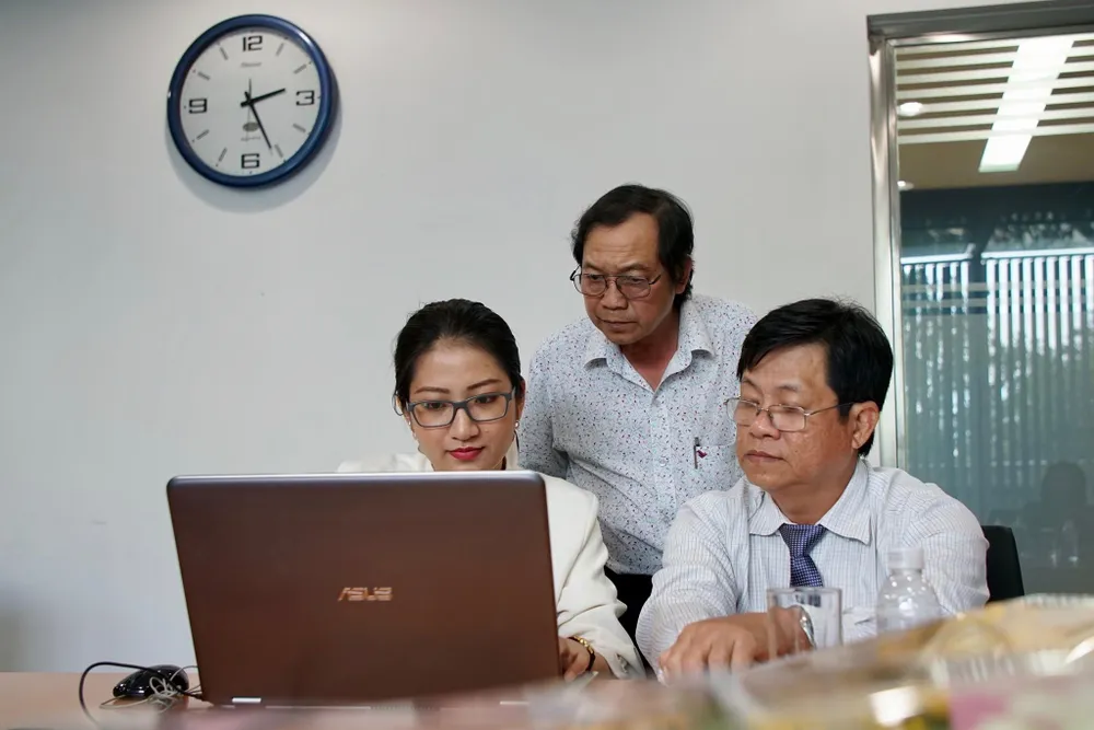 Giao lưu trực tuyến về việc điều chỉnh giá dịch vụ y tế  ảnh 30