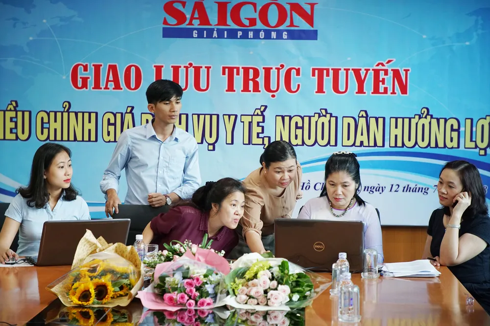 Giao lưu trực tuyến về việc điều chỉnh giá dịch vụ y tế  ảnh 61