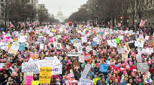 Rất đông đảo người dân Hoa Kỳ xuống đường tuần hành phản đối các chính sách của D.Trump.
