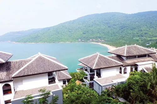 Nhu cầu sở hữu BĐS giáp biển không ngừng tăng lên khi ngành du lịch của các địa phương phát triển. Ảnh: MINH TUẤN Nhu cầu sở hữu BĐS giáp biển không ngừng tăng lên khi ngành du lịch của các địa phương phát triển. Ảnh: MINH TUẤN