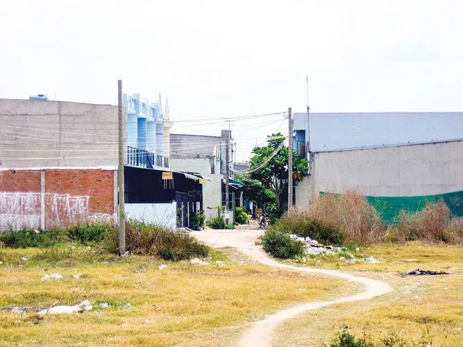 Để được cấp GCN, ngoài điều kiện về thời gian, nhà đất cần đáp ứng một số yêu cầu khác. Để được cấp GCN, ngoài điều kiện về thời gian, nhà đất cần đáp ứng một số yêu cầu khác.