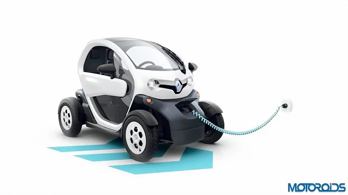 New Mobility có thể đạt tốc độ tối đa 80km/h.