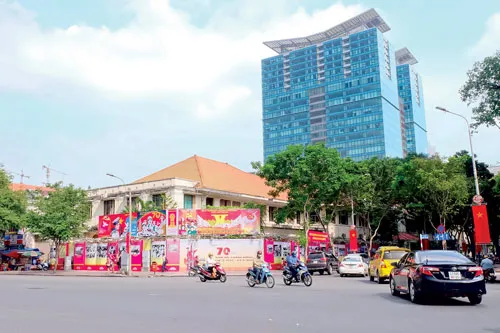 Một góc khu đất vàng 164 Đồng Khởi. Ảnh: MINH TUẤN Một góc khu đất vàng 164 Đồng Khởi. Ảnh: MINH TUẤN