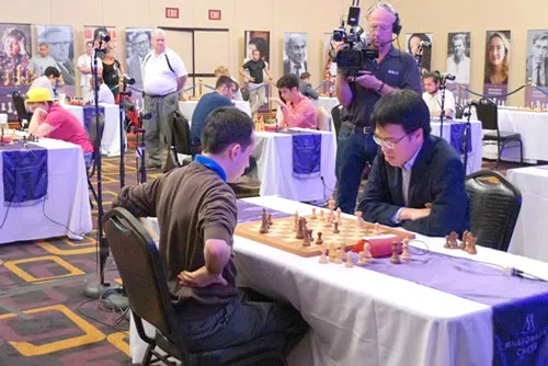 Quang Liêm xuất sắc đánh bại Lenderman - Ảnh: Paul Trương