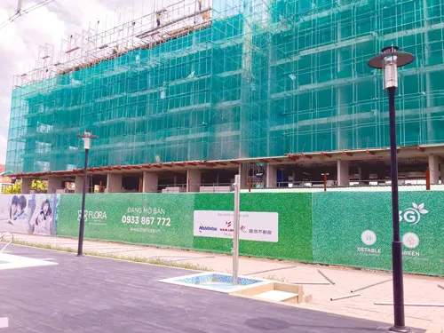 Dự án Flora Anh Đào đang ráo riết thi công sau khi được 2 nhà đầu tư Nhật Bản mua lại toàn bộ. Dự án Flora Anh Đào đang ráo riết thi công sau khi được 2 nhà đầu tư Nhật Bản mua lại toàn bộ.