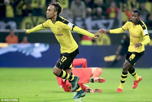 Aubameyang đã có một trận đấu thắng hoa. Aubameyang đã có một trận đấu thắng hoa.