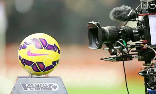 Bản quyền Premier League trong 3 mùa bóng vừa qua (2013-2016) được phía Canal Plus mua với giá 40 triệu USD.