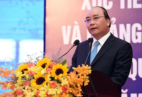 Thủ tướng Nguyễn Xuân Phúc cho biết hiện nay các tờ báo lớn đều nêu quan điểm phải bảo vệ và ủng hộ sản xuất, kinh doanh.