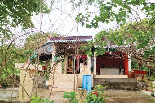 Đảo Hải Tặc yên bình ảnh 1 Đảo Hải Tặc yên bình ảnh 1