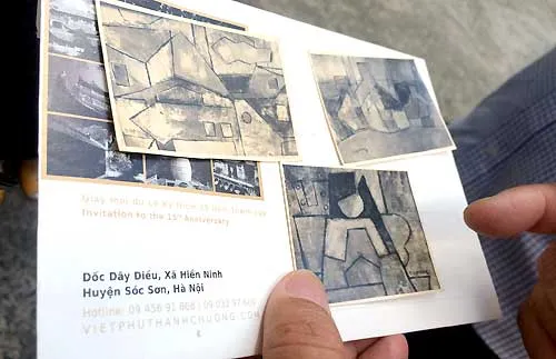 Họa sĩ Thành Chương đưa ra bằng chứng hình ảnh những phác thảo gốc tác phẩm của ông đang bị mạo danh là của Tạ Tỵ.