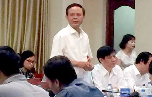 Ông Hà Công Tuấn, thứ trưởng Bộ NN&PTNT công bố thông tin sáng 20-9.