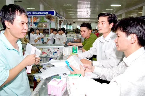 Kiểm tra chuyên ngành dược (ảnh mang tính chất minh họa). Kiểm tra chuyên ngành dược (ảnh mang tính chất minh họa).